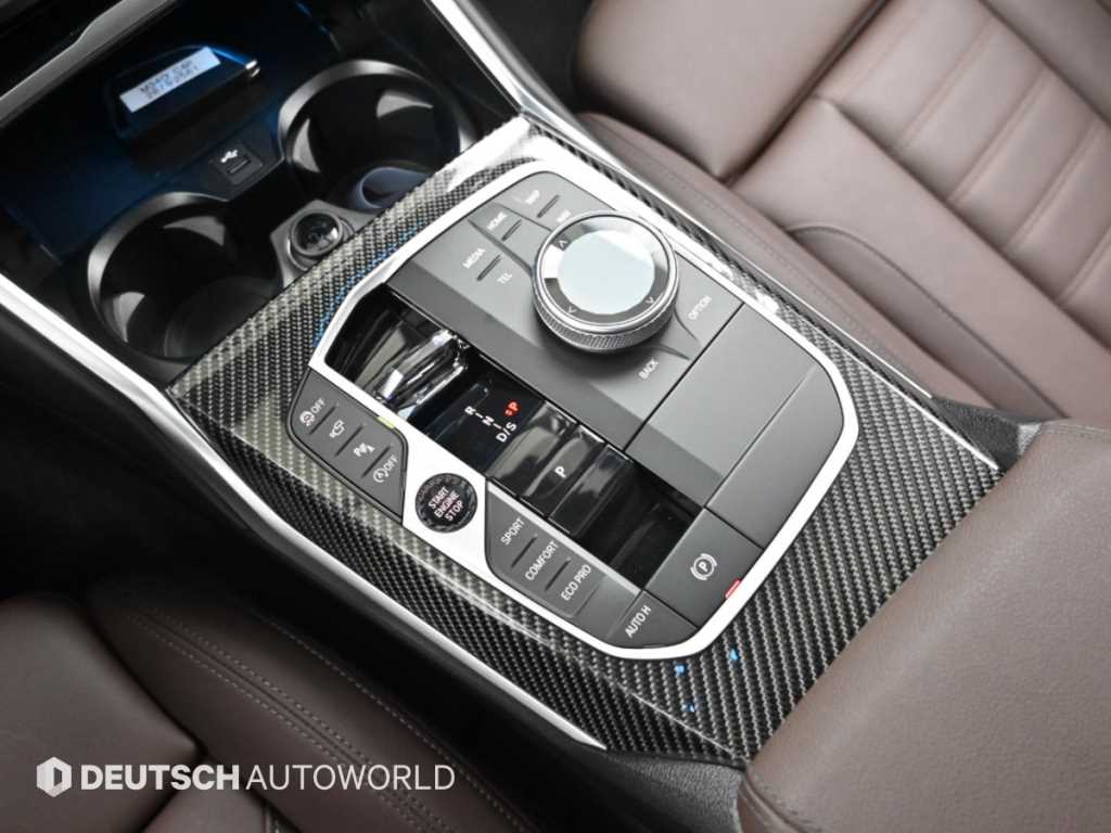 BMW M3 (G80) 컴패티션 사진 9