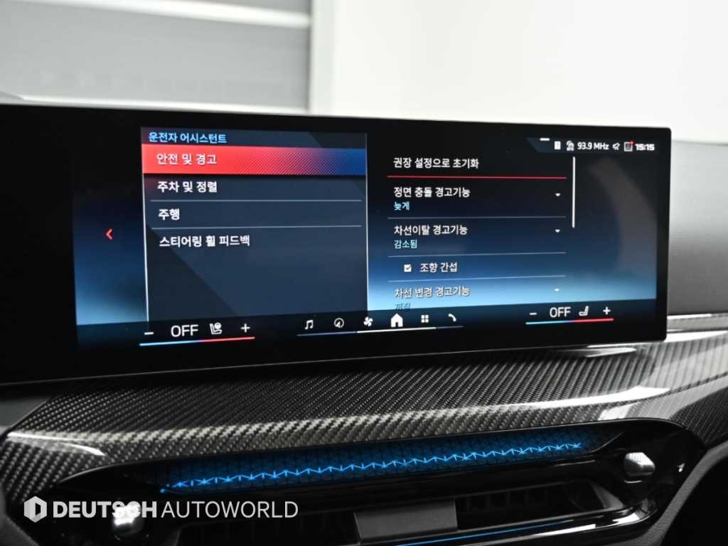 BMW M3 (G80) 컴패티션 사진 17