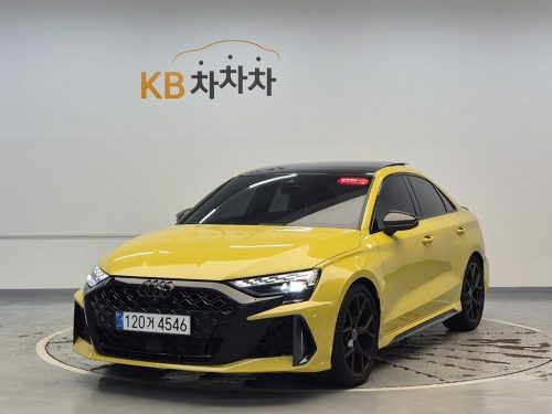아우디 RS3 (8Y) 2.5 TFSI 콰트로