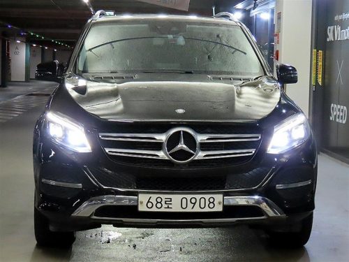 벤츠 GLE 클래스 W166 GLE 250 d 4MATIC 사진 2