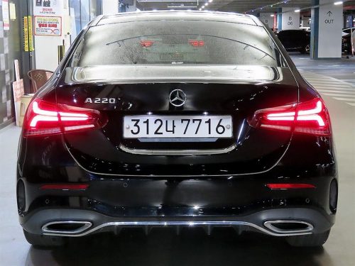 벤츠 A클래스 W177 A220 해치백 사진 5