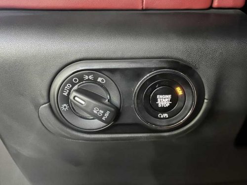 마세라티 르반떼 3.0 AWD 사진 13