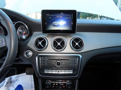 벤츠 CLA클래스 CLA 250 4MATIC 사진 12