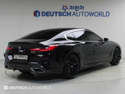 BMW 8시리즈 (G15) 840i xDrive M 스포츠 그란쿠페 사진 2