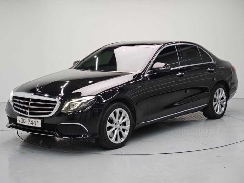 벤츠 E-클래스 W213 E300 4MATIC 아방가르드