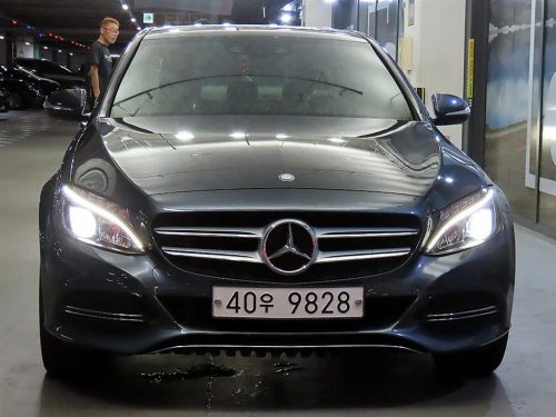 벤츠 C클래스 W205 C200 아방가르드 사진 2