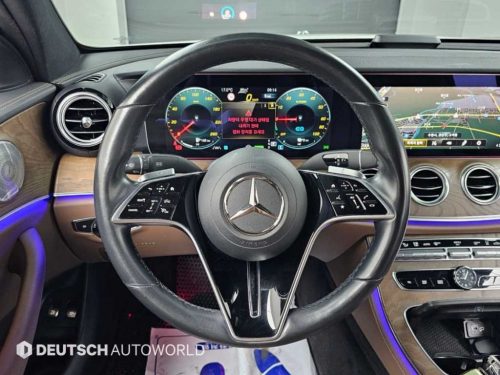 벤츠 E-클래스 W213 E300e 4MATIC 익스클루시브 사진 13