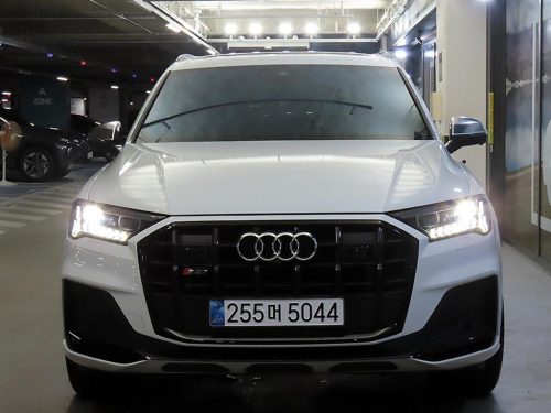 아우디 SQ7 (4M) 4.0 TFSI 콰트로 사진 2