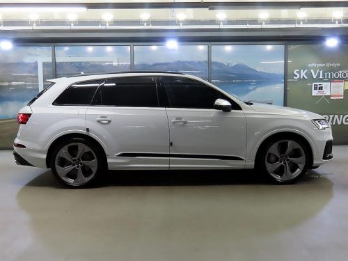 아우디 SQ7 (4M) 4.0 TFSI 콰트로 사진 3