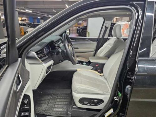 지프 그랜드 체로키(WL) 3.6 L 사진 3