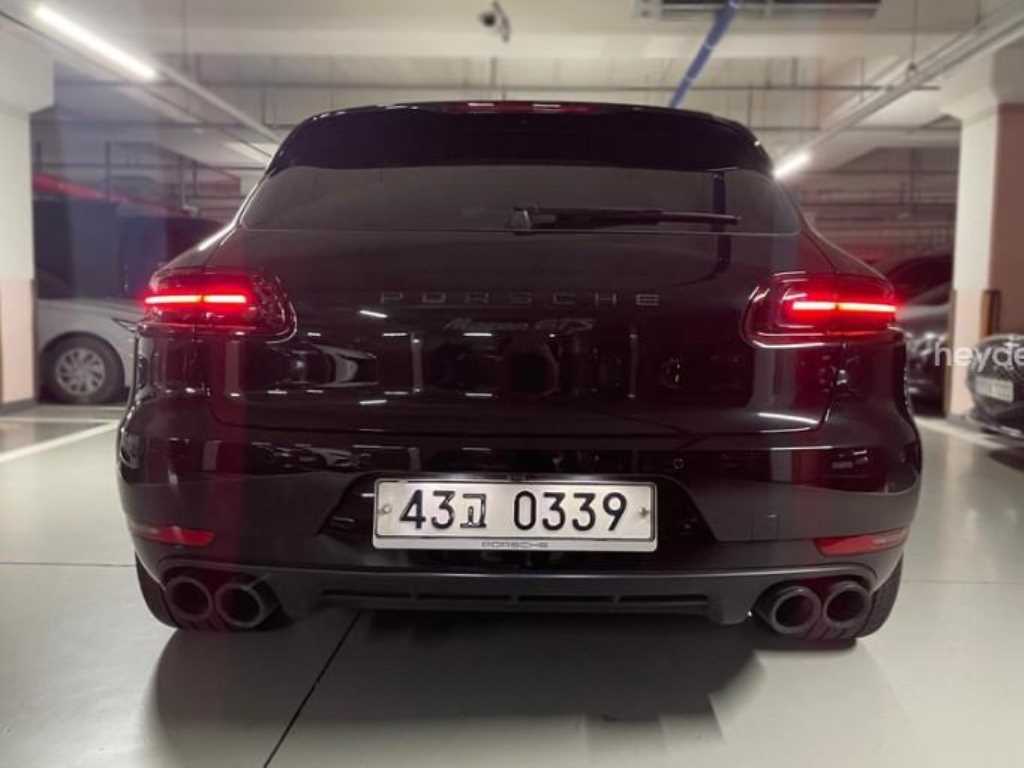 차량사진 2