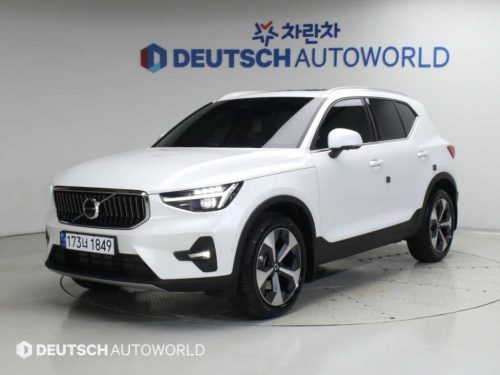 볼보 XC40 B4 AWD 울트라 브라이트