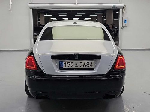 롤스로이스 고스트 6.6 V12 EWB 사진 3