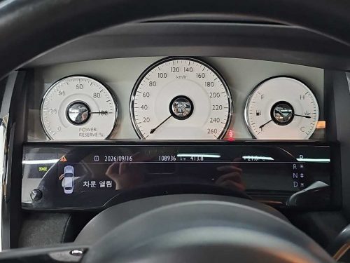 롤스로이스 고스트 6.6 V12 EWB 사진 6