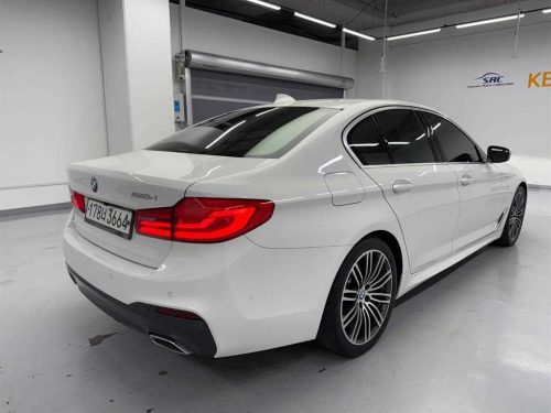 BMW 5시리즈 (G30) 520d M 스포츠 플러스 사진 5