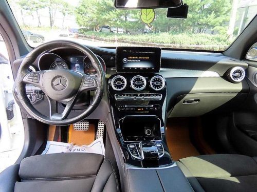 벤츠 GLC클래스 X253 GLC 300 4MATIC AMG LINE 쿠페 사진 7