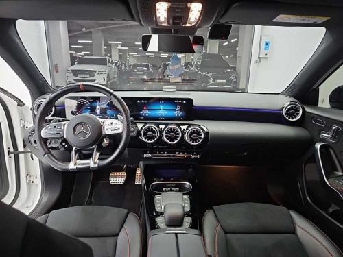 벤츠 A클래스 W177 AMG A45 4MATIC+ 해치백 사진 7