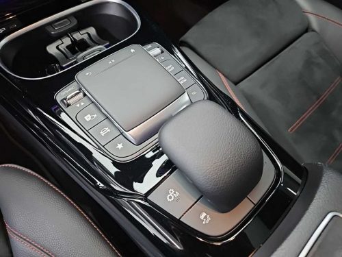 벤츠 A클래스 W177 AMG A45 4MATIC+ 해치백 사진 16