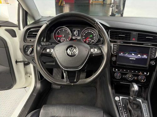 폭스바겐 골프 7세대 2.0 TDI 사진 9