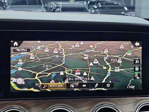 벤츠 E-클래스 W213 E220d 4MATIC 익스클루시브 사진 16