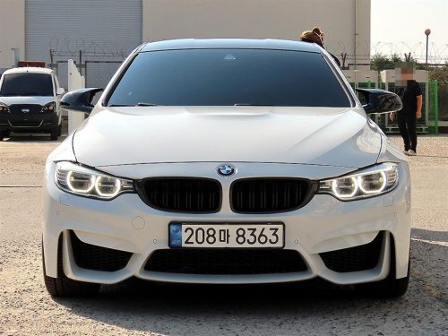 BMW M4 (F82) 쿠페