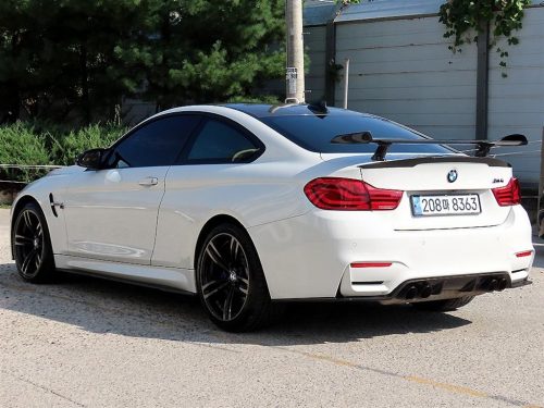 BMW M4 (F82) 쿠페 사진 3