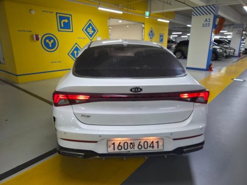 Kia K5 3rd Gen 2.0 Trendy photo 4
