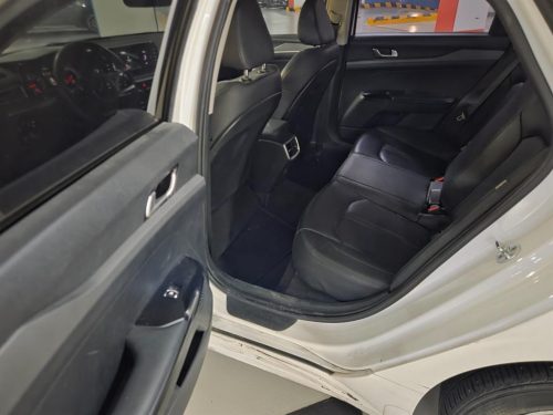 Kia K5 3rd Gen 2.0 Trendy photo 11