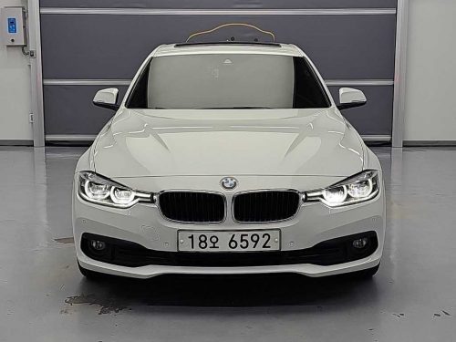 BMW 3시리즈 (F30) 320d 사진 2