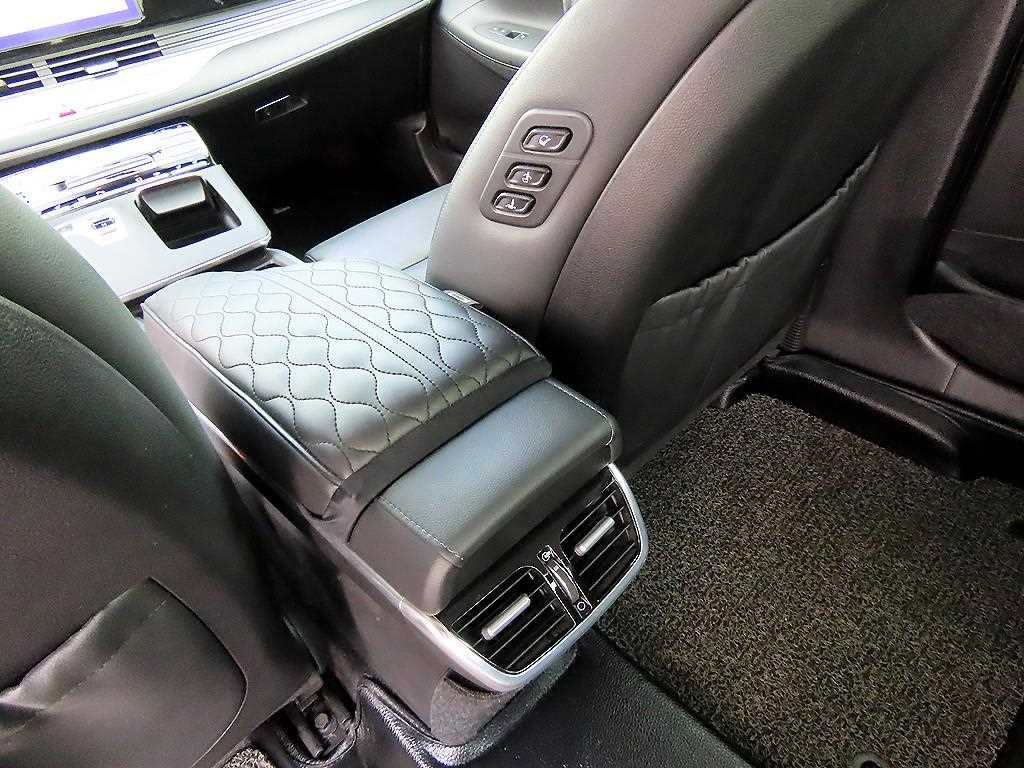 Vehiclephoto 16
