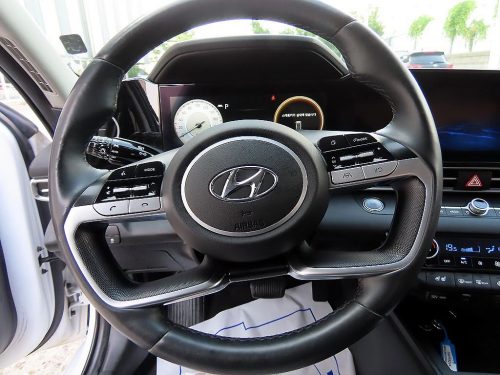 Hyundai Avante (CN7) 1.6 Modern photo 8