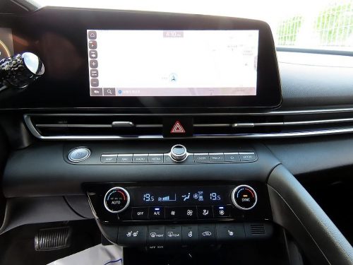 Hyundai Avante (CN7) 1.6 Modern photo 13
