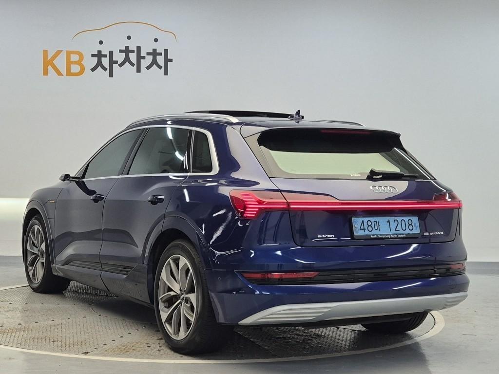 차량사진 2
