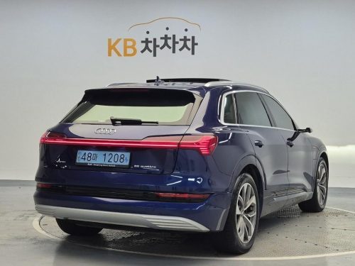 아우디 e-트론 55 콰트로 사진 3