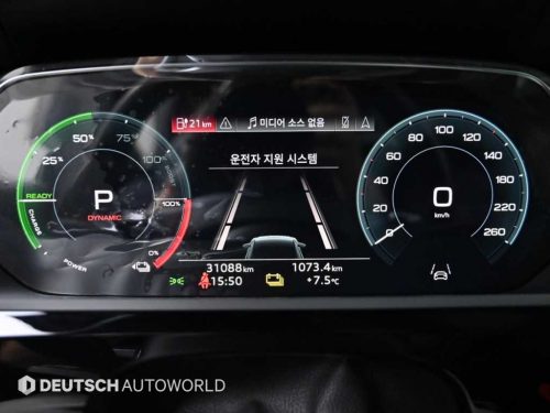 아우디 e-트론 55 콰트로 스포트백 사진 8