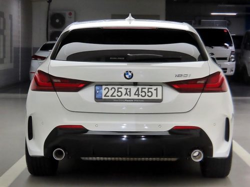 BMW 1시리즈 (F40) 120i M 스포츠 사진 3