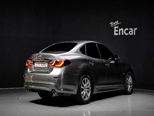 인피니티 Q70 3.7스타일 사진 2