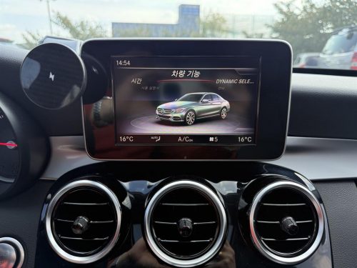 벤츠 C클래스 W205 C200 d 사진 12