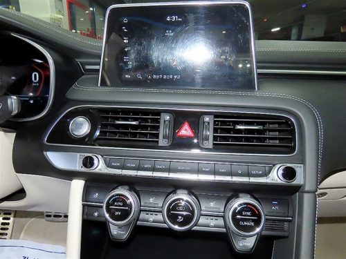 제네시스 G70 3.3T 스포츠 AWD 사진 11