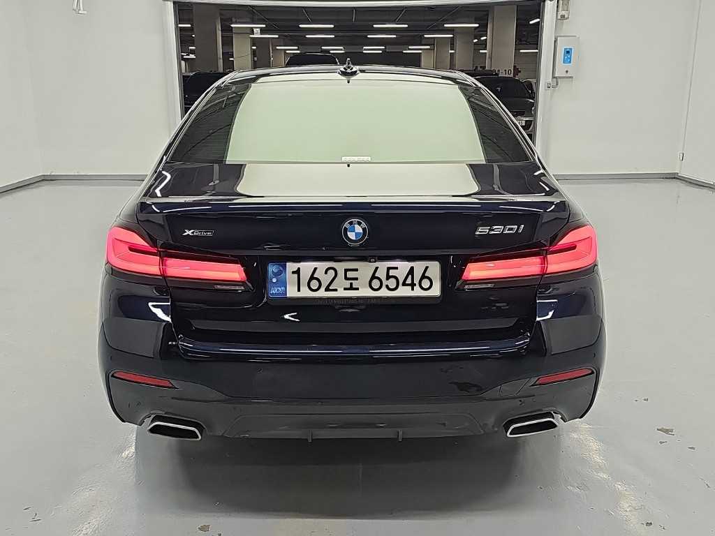 BMW 5시리즈 (G30) 530i xDrive M 스포츠 사진 3