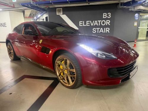 페라리 GTC4 루쏘 T3.9 V8