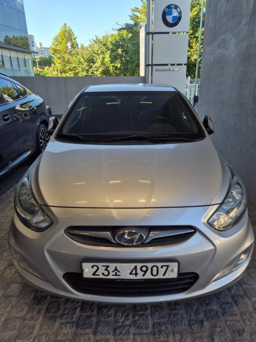 현대 엑센트신형 1.4VVT 모던