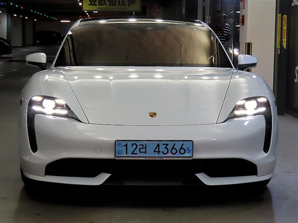 차량사진 2
