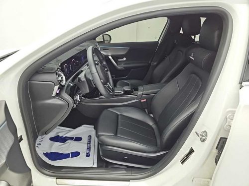 벤츠 A클래스 W177 A220 세단 사진 11