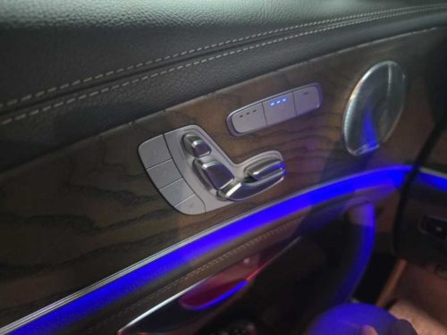 벤츠 E-클래스 W213 E300e 4MATIC 익스클루시브 사진 10