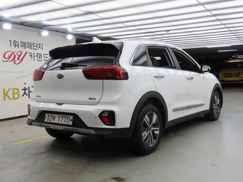 기아 더 뉴 니로 1.6 HEV 프레스티지 사진 모두보기