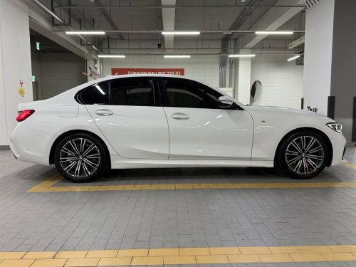 BMW 3시리즈 (G20) 320i M 스포츠 사진 3
