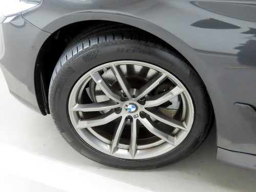 BMW 5시리즈 (G30) 520d M 스포츠 플러스 사진 19