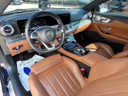 벤츠 E-클래스 W213 E400 4MATIC 쿠페 사진 모두보기