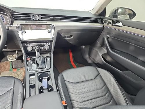 폭스바겐 아테온 2.0 TDI 프레스티지 사진 10